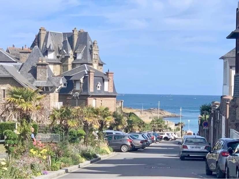 Appartement Cosy 1 Chambre Pour 2 Pers - Renove - Terrasse - Parking Dinard Eksteriør bilde