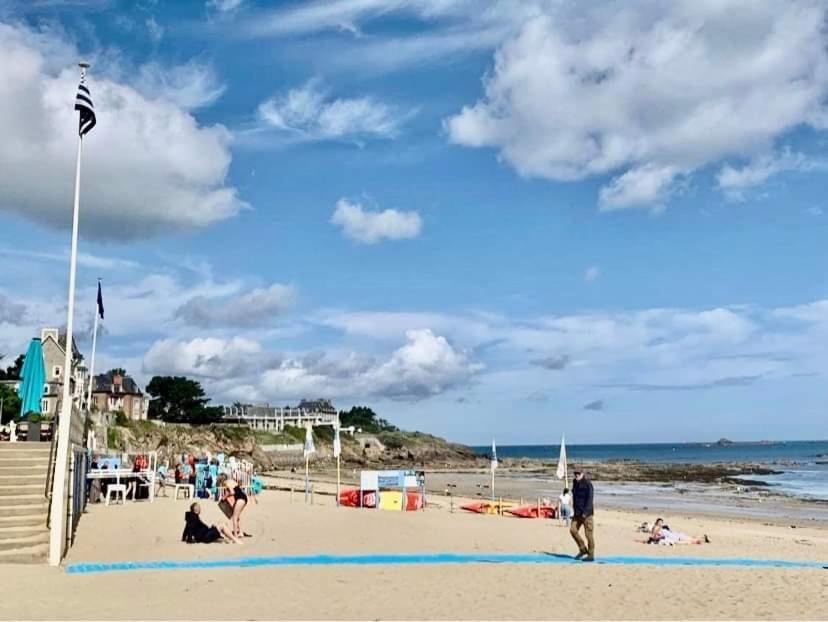 Appartement Cosy 1 Chambre Pour 2 Pers - Renove - Terrasse - Parking Dinard Eksteriør bilde